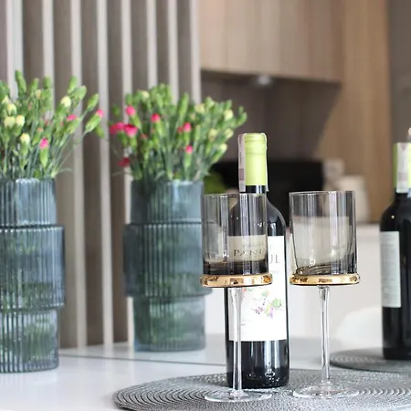 Viva Green & Natur Apt Close To Vistula River - By Homelike Krakow-3